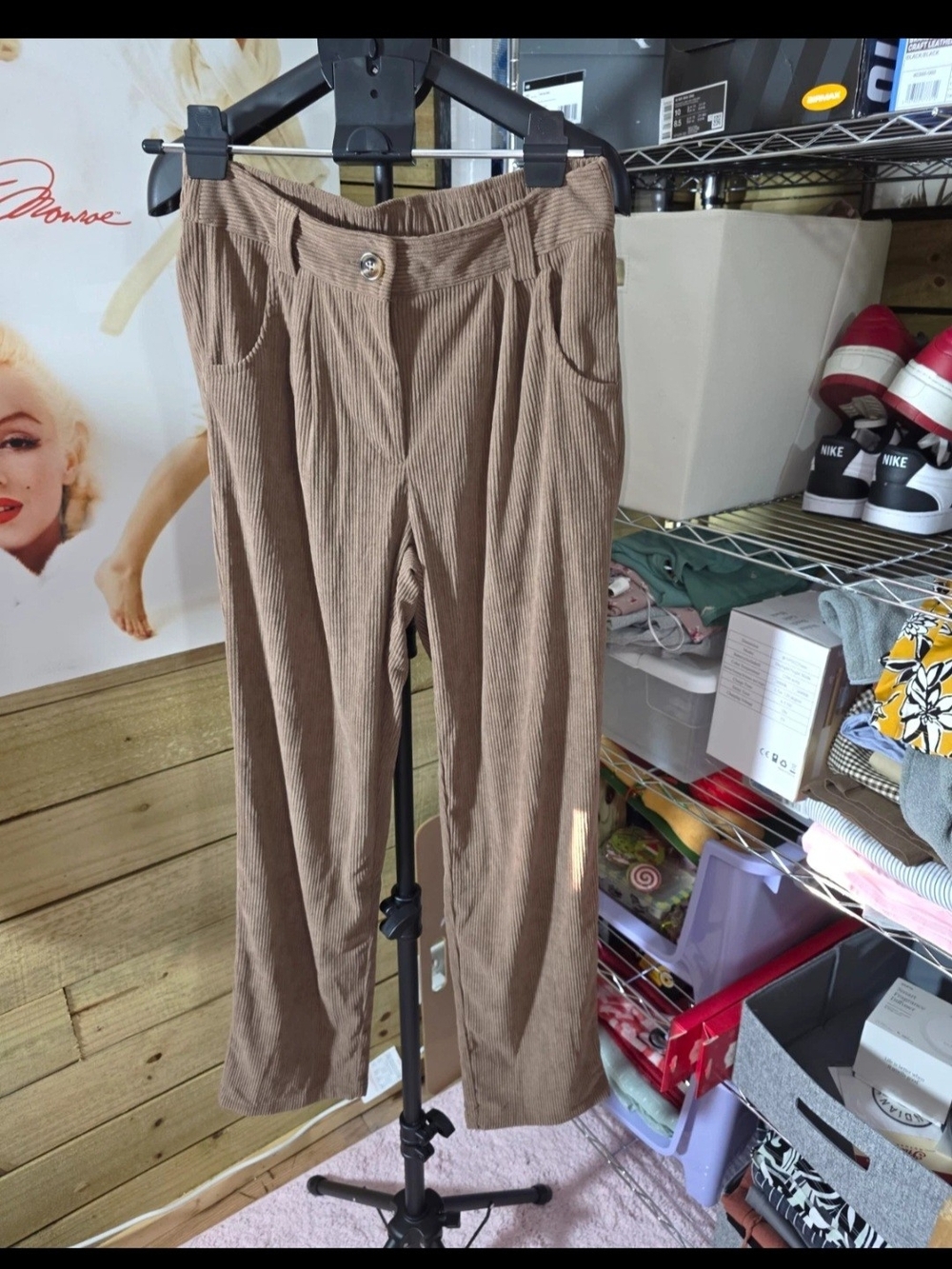 HALARA Women's Tan Corduroy Straight-Leg Trousers